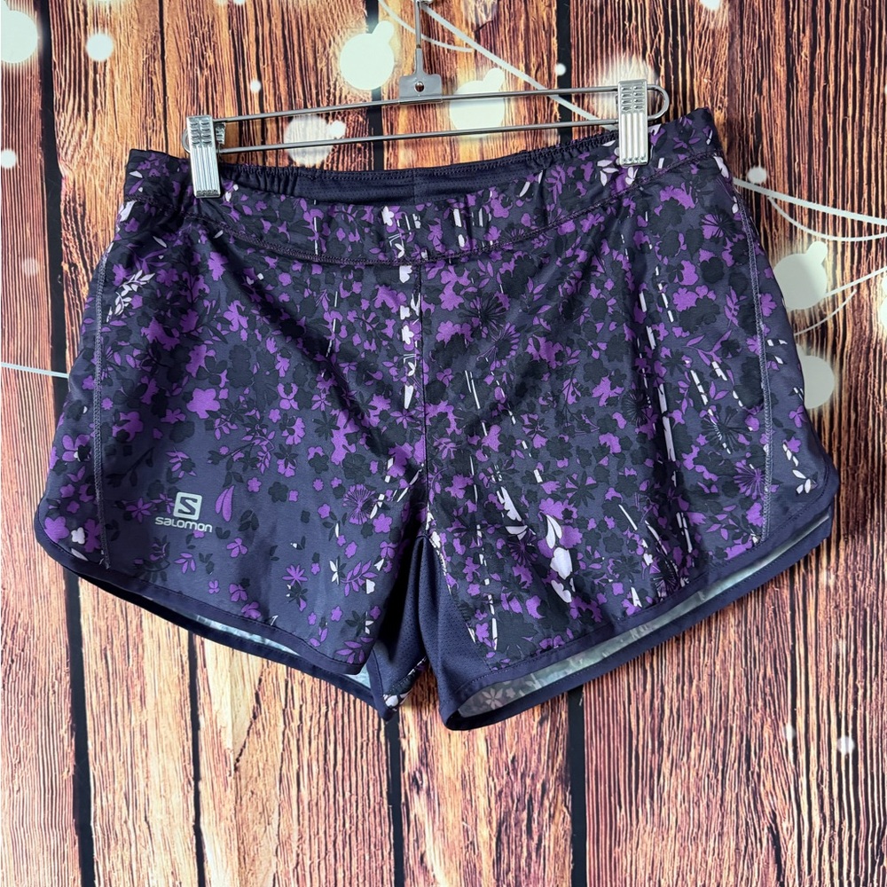 Salomon Women's Dark Purple Floral Athletic Shorts with Lining S
